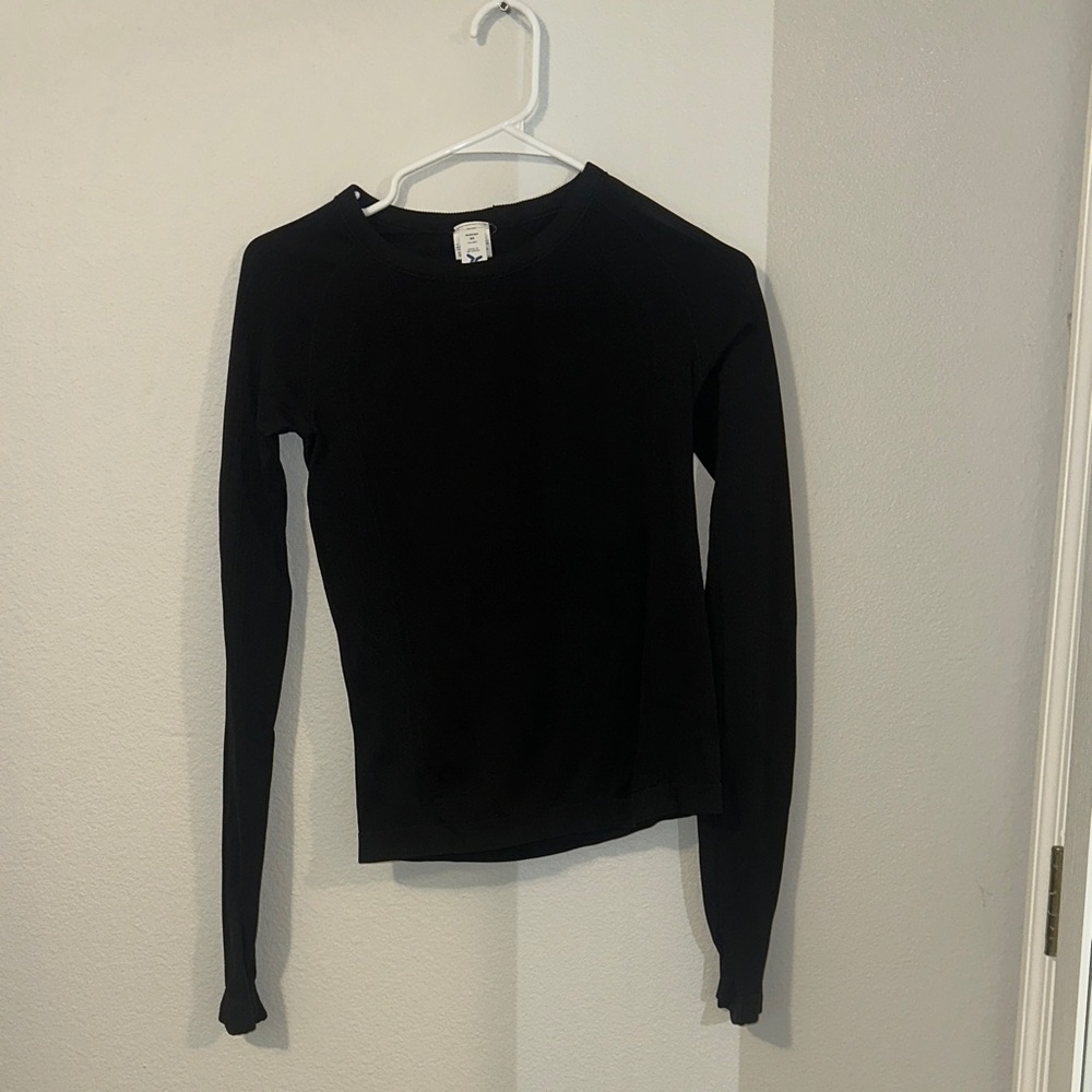 Old Navy Classic Black Long Sleeve Tee